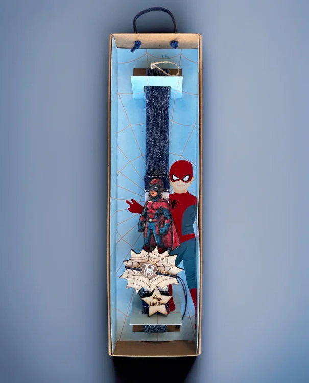 Λαμπάδα Spiderman σε Κουτί