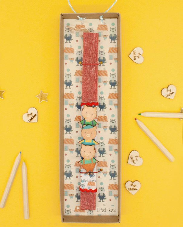 Λαμπάδα 'Τρία Γουρουνάκια' Σε Κουτί