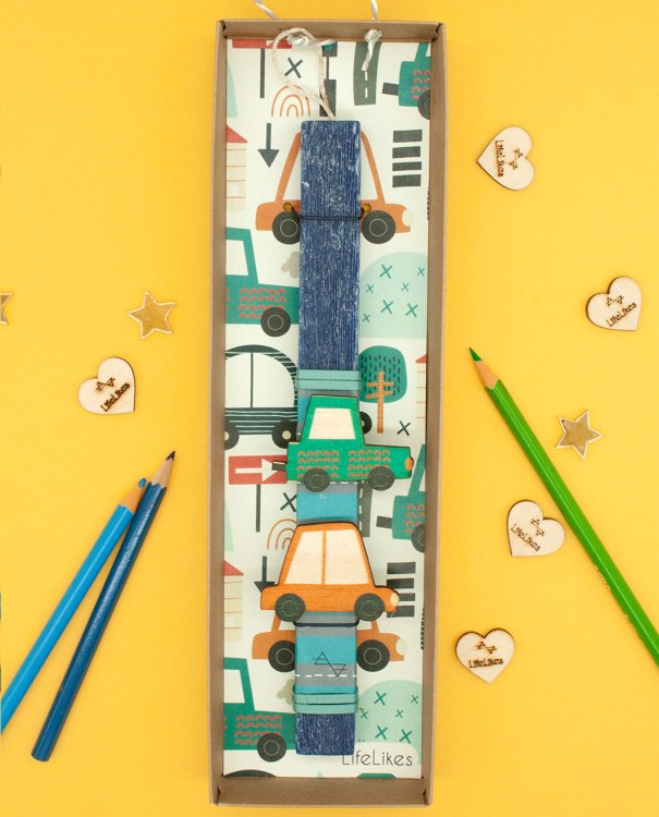 Λαμπάδα 'Αυτοκινητοδρομίες' σε κουτί